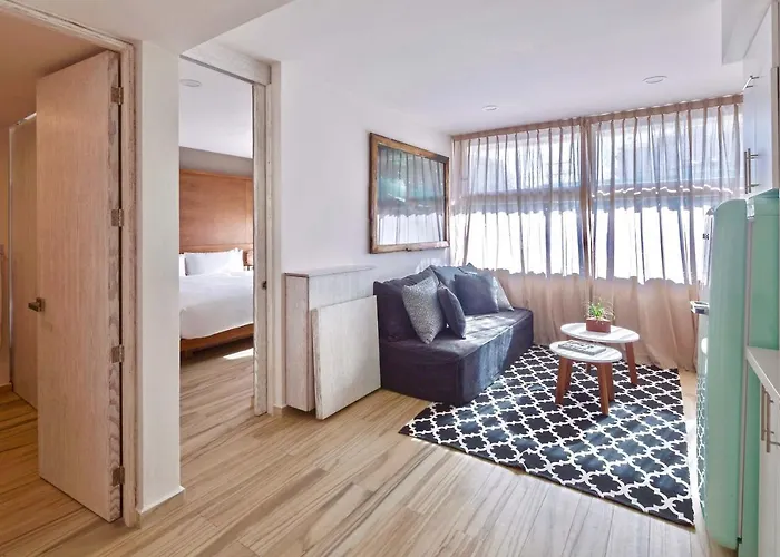 Newport House Playa Boutique Hotel