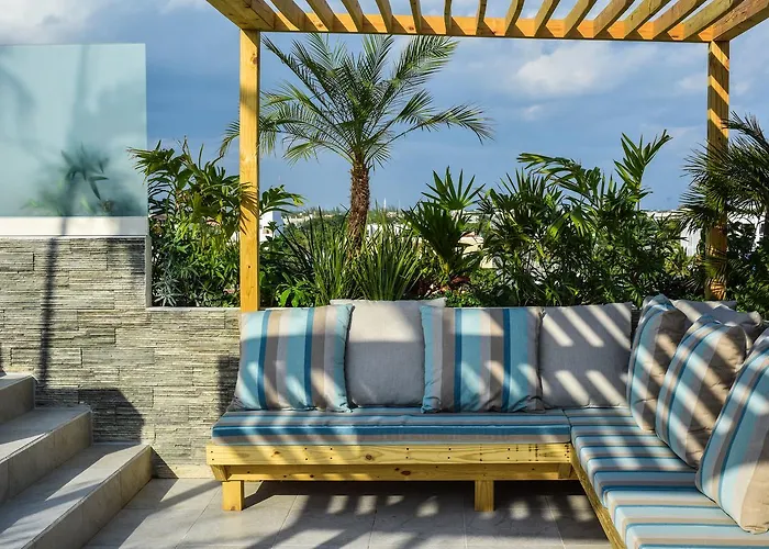 Hotel Newport House Playa Boutique 4*